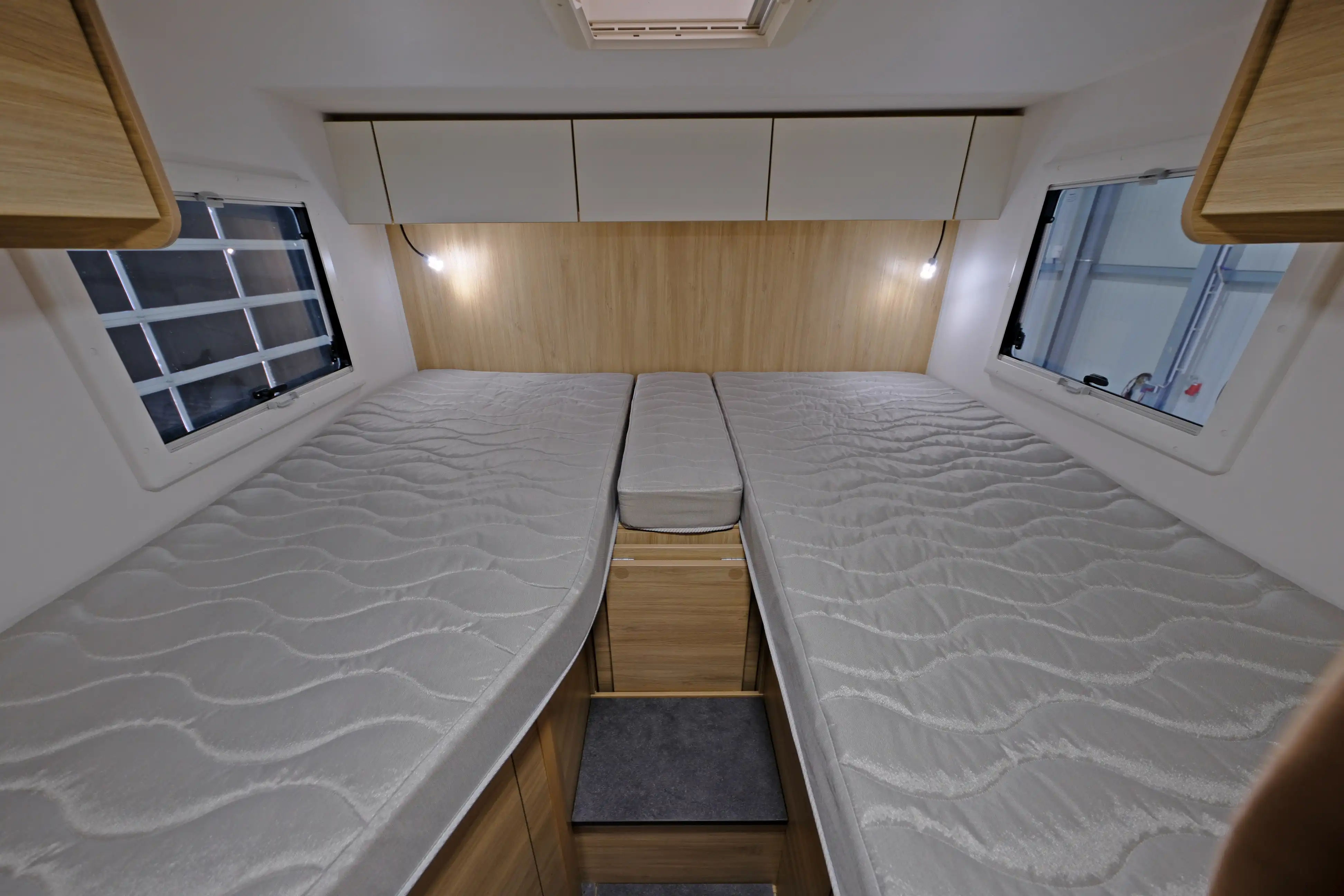 CHAUSSON C 727 First Line 